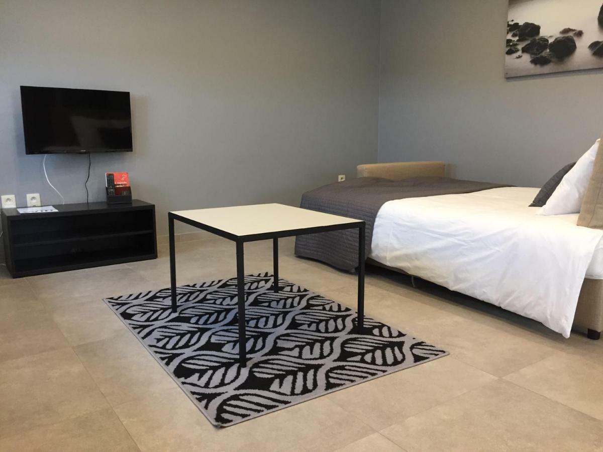 Rentalis Flat Liege Luaran gambar
