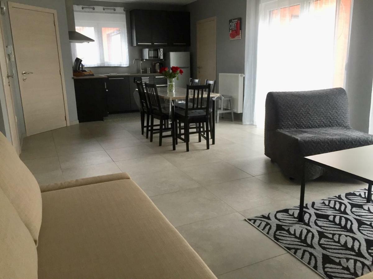 Rentalis Flat Liege Luaran gambar