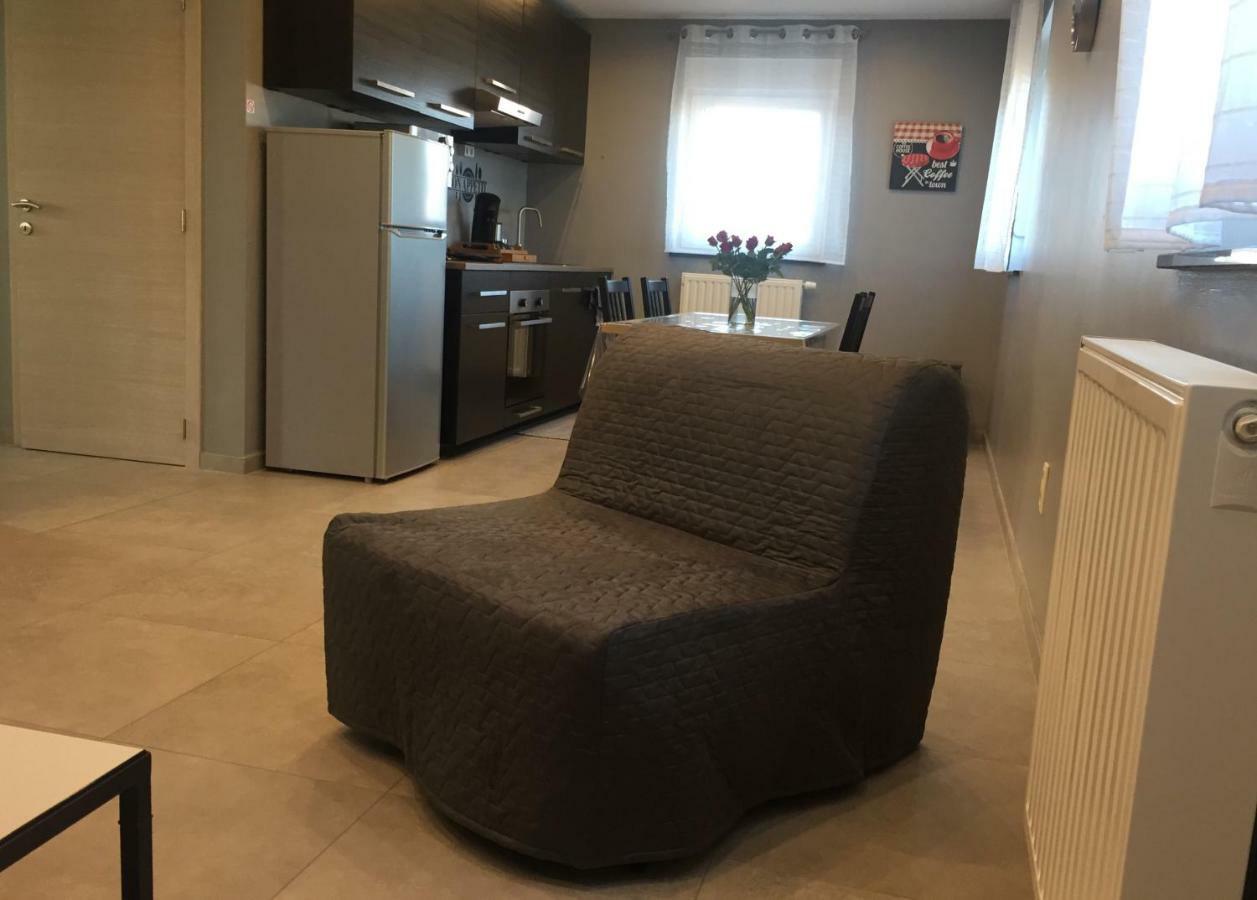 Rentalis Flat Liege Luaran gambar
