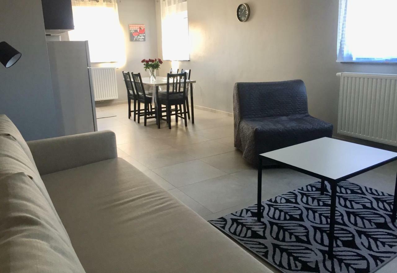 Rentalis Flat Liege Luaran gambar