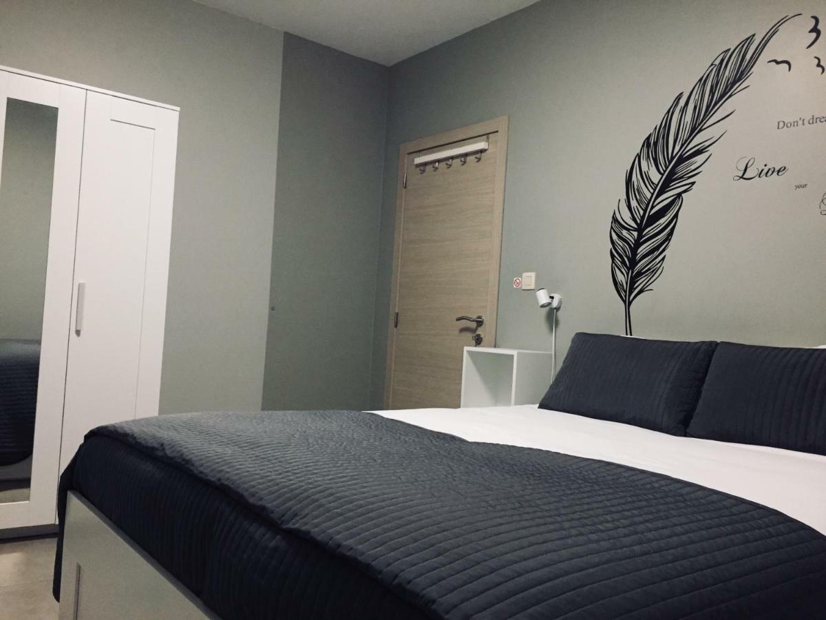 Rentalis Flat Liege Luaran gambar